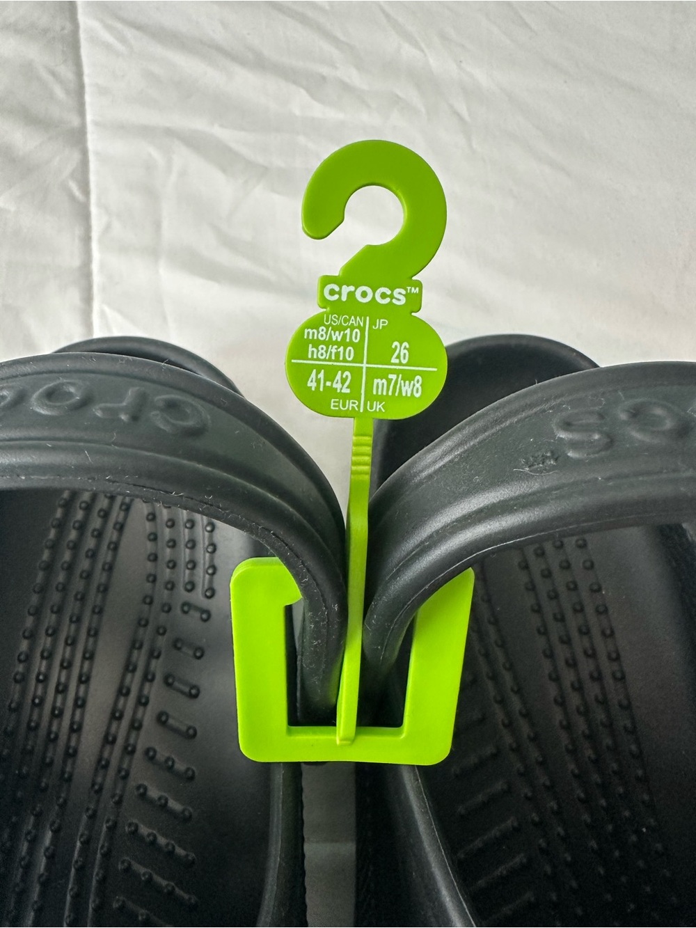 NWT CROCS Classic Slip-On Clogs in Black men’s size 8/women 10 - Picture 2 of 4